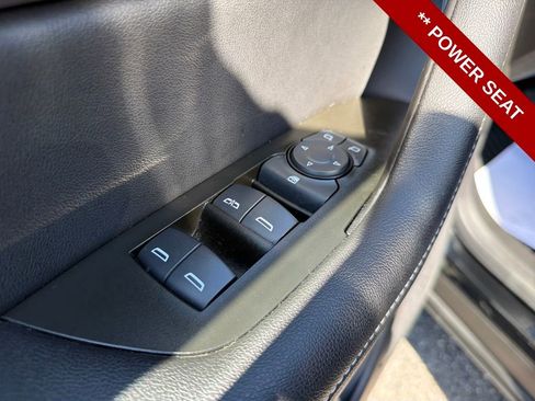 Used 2023 Chevrolet Blazer LT w/ Driver Confidence Package image 15