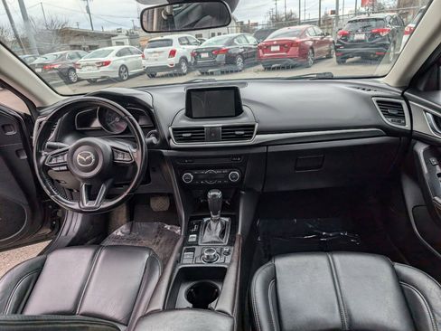 Used 2017 MAZDA MAZDA3 Touring w/ Popular Equipment Package image 14