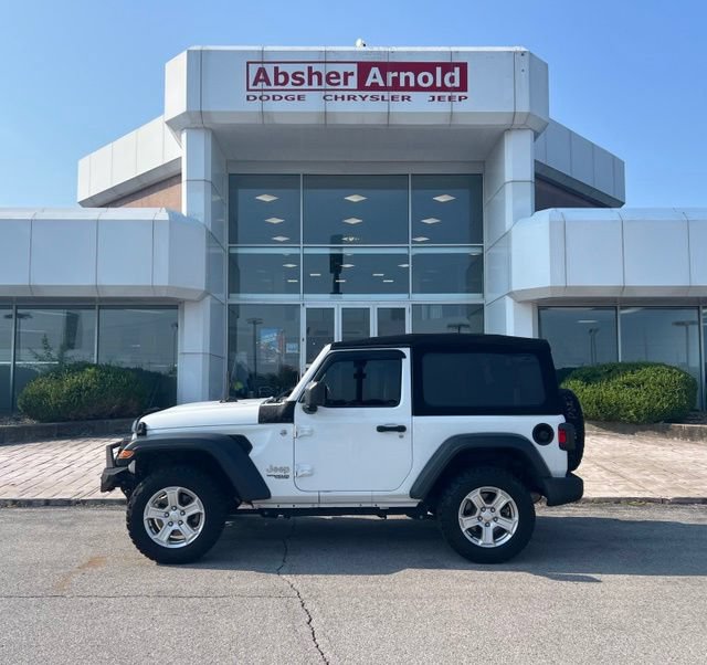 Certified 2020 Jeep Wrangler Sport AWD/4WD image 2