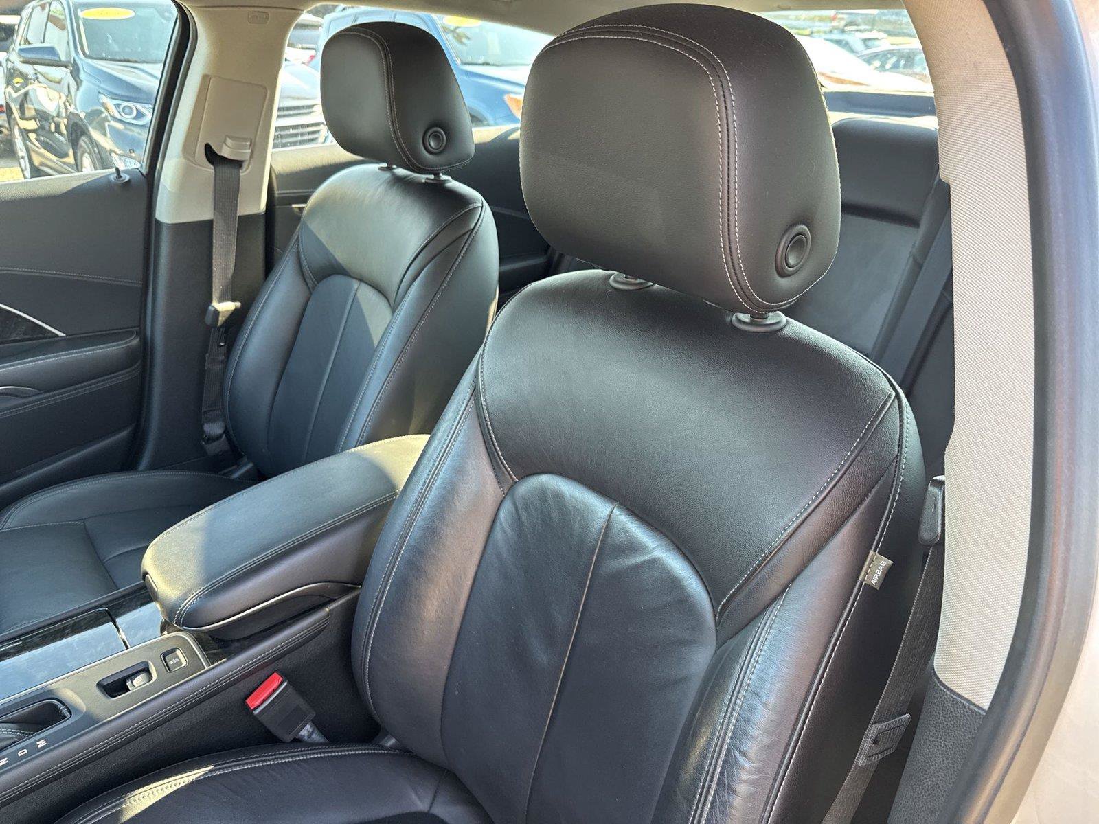 Used 2015 Buick LaCrosse Leather FWD image 3