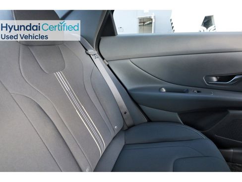 Certified 2025 Hyundai Elantra Sport FWD image 15