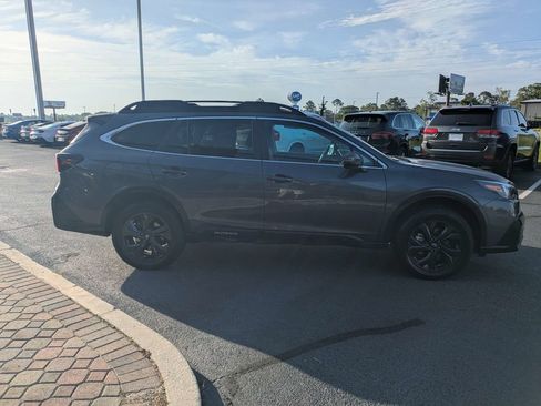 Used 2022 Subaru Outback Onyx Edition XT AWD/4WD image 3