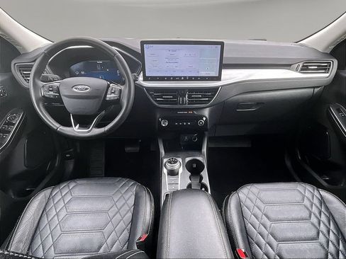 Used 2023 Ford Escape Platinum w/ Premium Technology Package AWD/4WD image 9