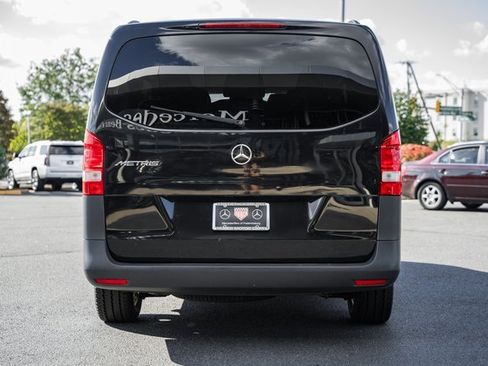 Used 2018 Mercedes-Benz Metris Passenger image 6