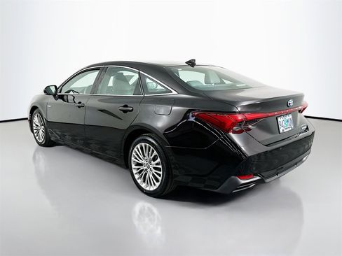 Certified 2020 Toyota Avalon Limited w/ Advanced Safety Package image 5