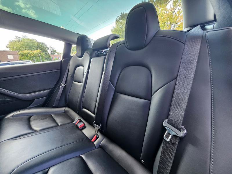 Used 2022 Tesla Model 3 RWD image 60