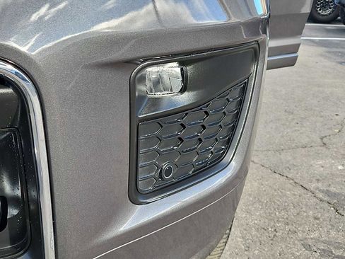 Used 2022 Jeep Grand Cherokee L Overland w/ Luxury Tech Group IV image 11