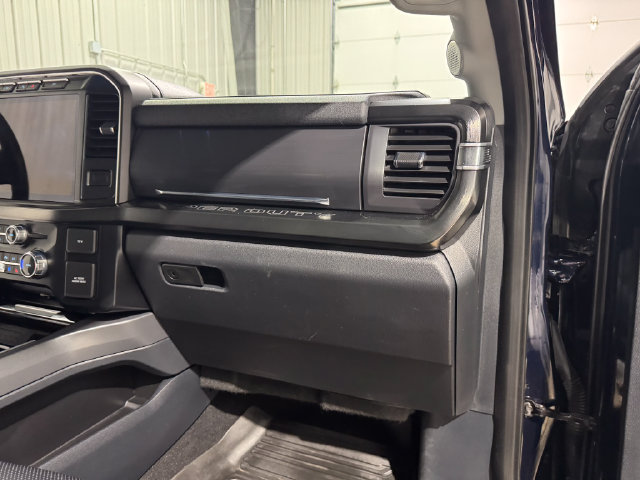 Used 2023 Ford F250 Lariat w/ Lariat Ultimate Package AWD/4WD image 22