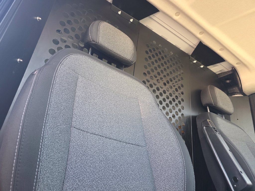 Used 2025 RAM ProMaster 2500 w/ U-Haul Equipment Group FWD image 23