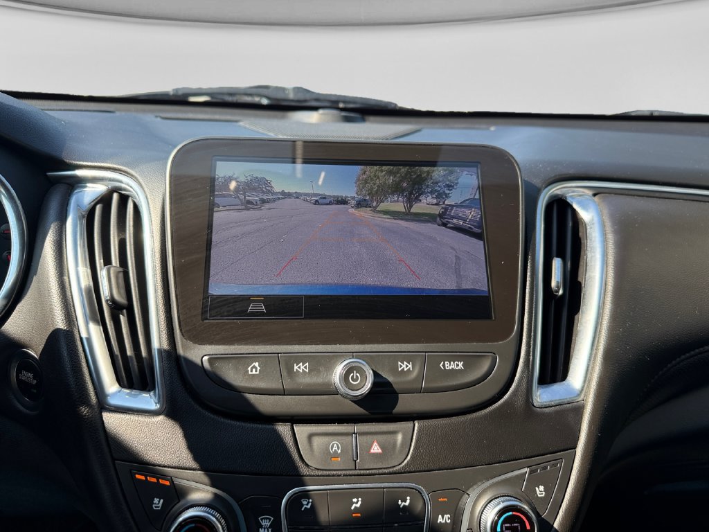 Used 2024 Chevrolet Malibu LT FWD image 19