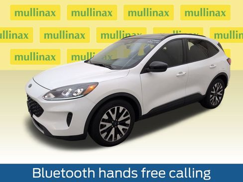 Used 2020 Ford Escape SE Sport image 14