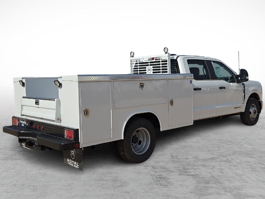 New 2025 Ford F350 XL w/ XL Chrome Package RWD image 11
