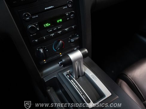 Used 2005 Ford Mustang GT RWD image 33
