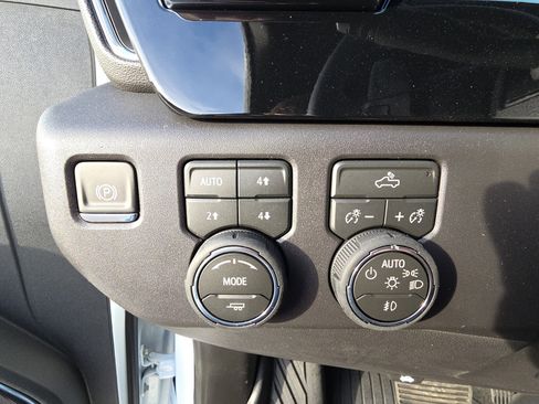 New 2026 Chevrolet Silverado 1500 LT Trail Boss w/ Convenience Package II image 21