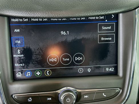 Used 2019 Chevrolet Cruze LS w/ LS Convenience Package FWD image 21