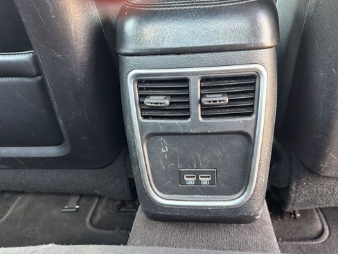 Used 2015 Dodge Charger SE w/ Power Sunroof Group AWD/4WD image 25