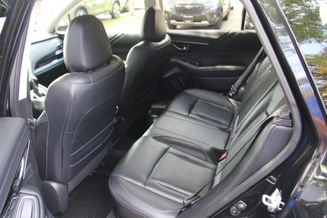 Used 2024 Subaru Outback Touring XT AWD/4WD image 33