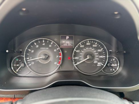 Used 2011 Subaru Outback 3.6R Limited w/ PWR Moonroof Pkg image 28