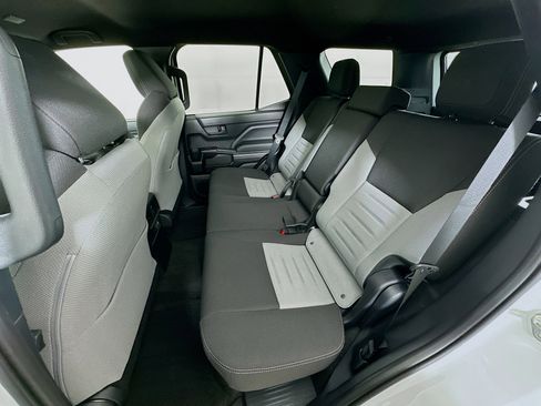 Used 2025 Toyota 4Runner TRD Off-Road image 26