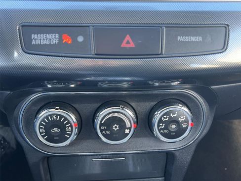 Used 2011 Mitsubishi Lancer Ralliart image 16