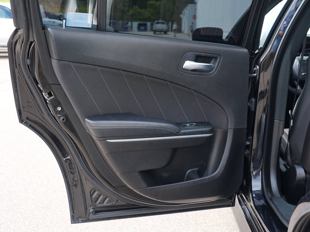Used 2022 Dodge Charger GT RWD image 19