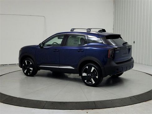 New 2026 Nissan Kicks SR image 5