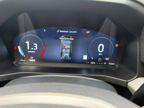 New 2026 Ford Explorer Active w/ Active Comfort Package image 3