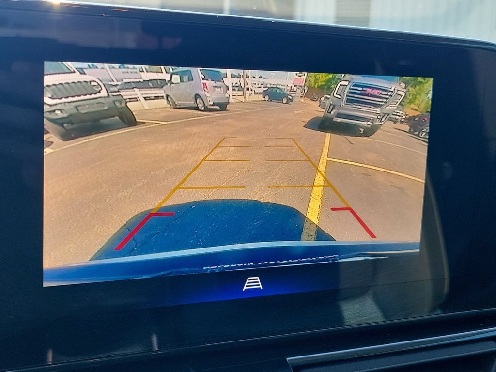 Used 2025 Chevrolet TrailBlazer LT FWD image 33