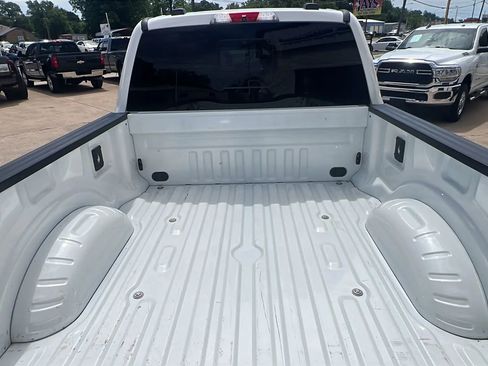 Used 2021 Ford F250 Lariat w/ Lariat Ultimate Package AWD/4WD image 9