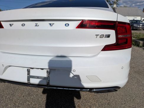 Used 2018 Volvo S90 T8 Inscription w/ Convenience Package AWD/4WD image 21