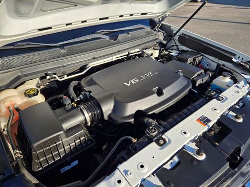 Used 2020 Chevrolet Colorado W/T w/ WT Convenience Package image 51