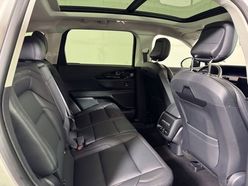 New 2026 Lincoln Nautilus Premier w/ Equipment Group 102A image 18