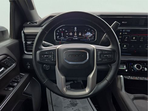 Used 2024 GMC Sierra 2500 Denali w/ Denali Reserve Package AWD/4WD image 18