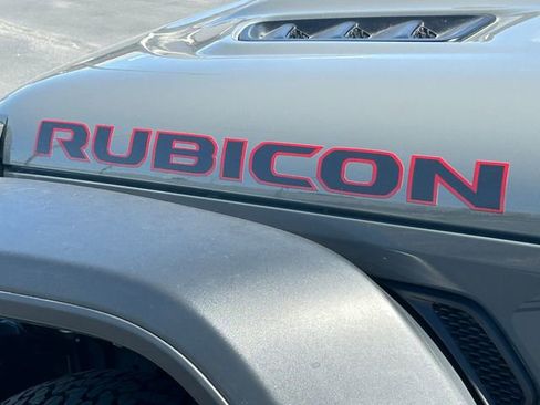 Used 2018 Jeep Wrangler Unlimited Rubicon image 11