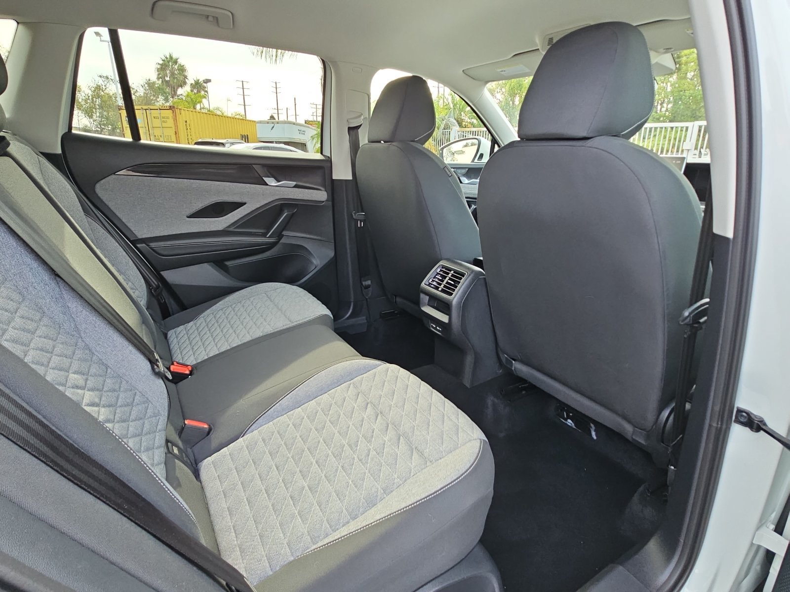 Used 2025 Volkswagen Tiguan S FWD image 11