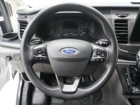 Used 2022 Ford Transit 350 XLT RWD image 11