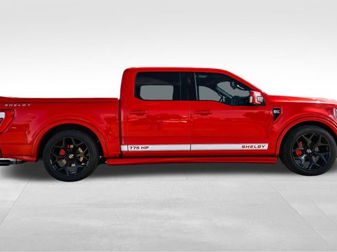 Used 2022 Ford F150 Lariat w/ Equipment Group 502A High AWD/4WD image 4