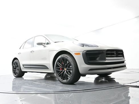 Certified 2023 Porsche Macan GTS image 54