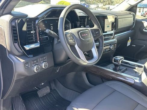 New 2026 GMC Sierra 1500 Elevation w/ Elevation Premium Package image 10