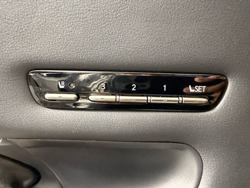 Used 2020 Lexus LS 500 w/ Interior Upgrade Package RWD image 26