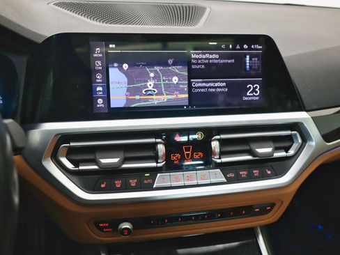 Used 2022 BMW 330e xDrive w/ M Sport Package image 25