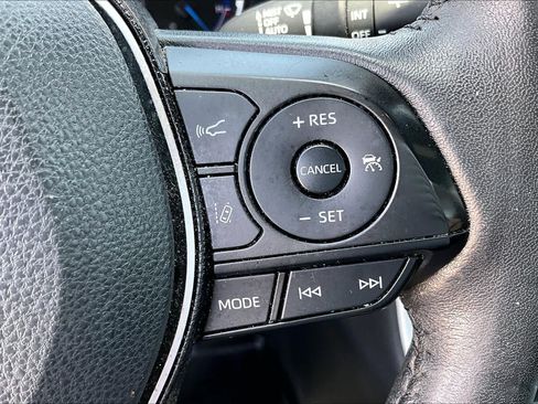 Used 2021 Toyota RAV4 XSE AWD/4WD image 22