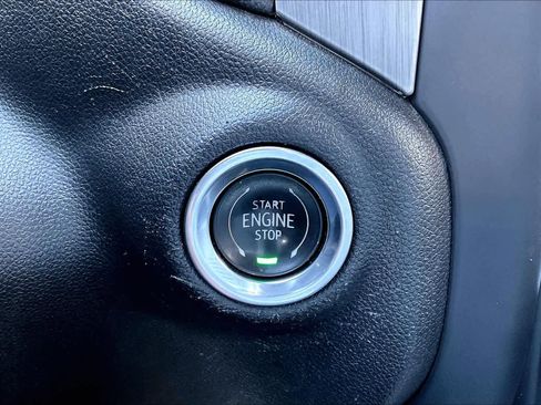 Used 2021 GMC Sierra 2500 Denali w/ Denali Ultimate Package image 33