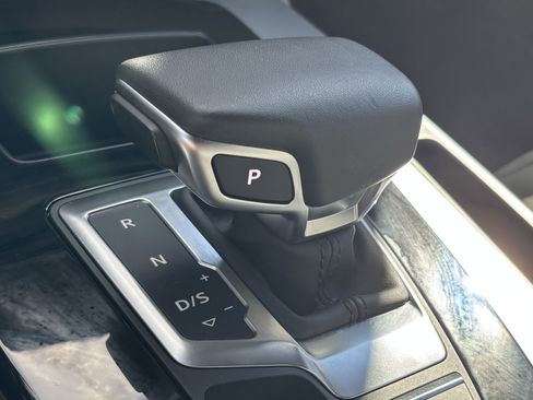 Used 2024 Audi Q5 2.0T Premium w/ Summer of Audi Package image 30