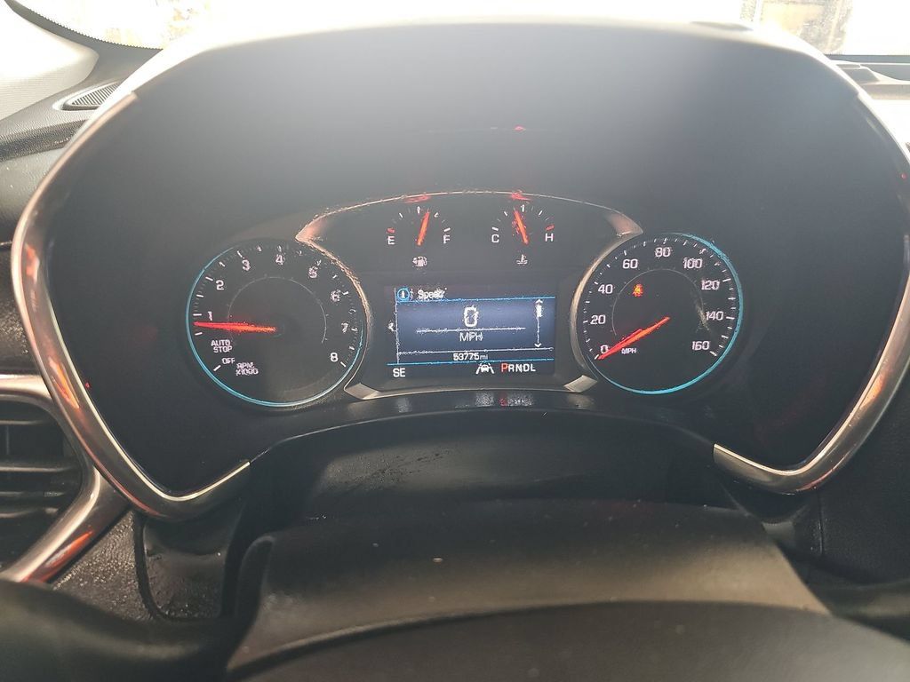Used 2020 Chevrolet Equinox LT FWD image 2