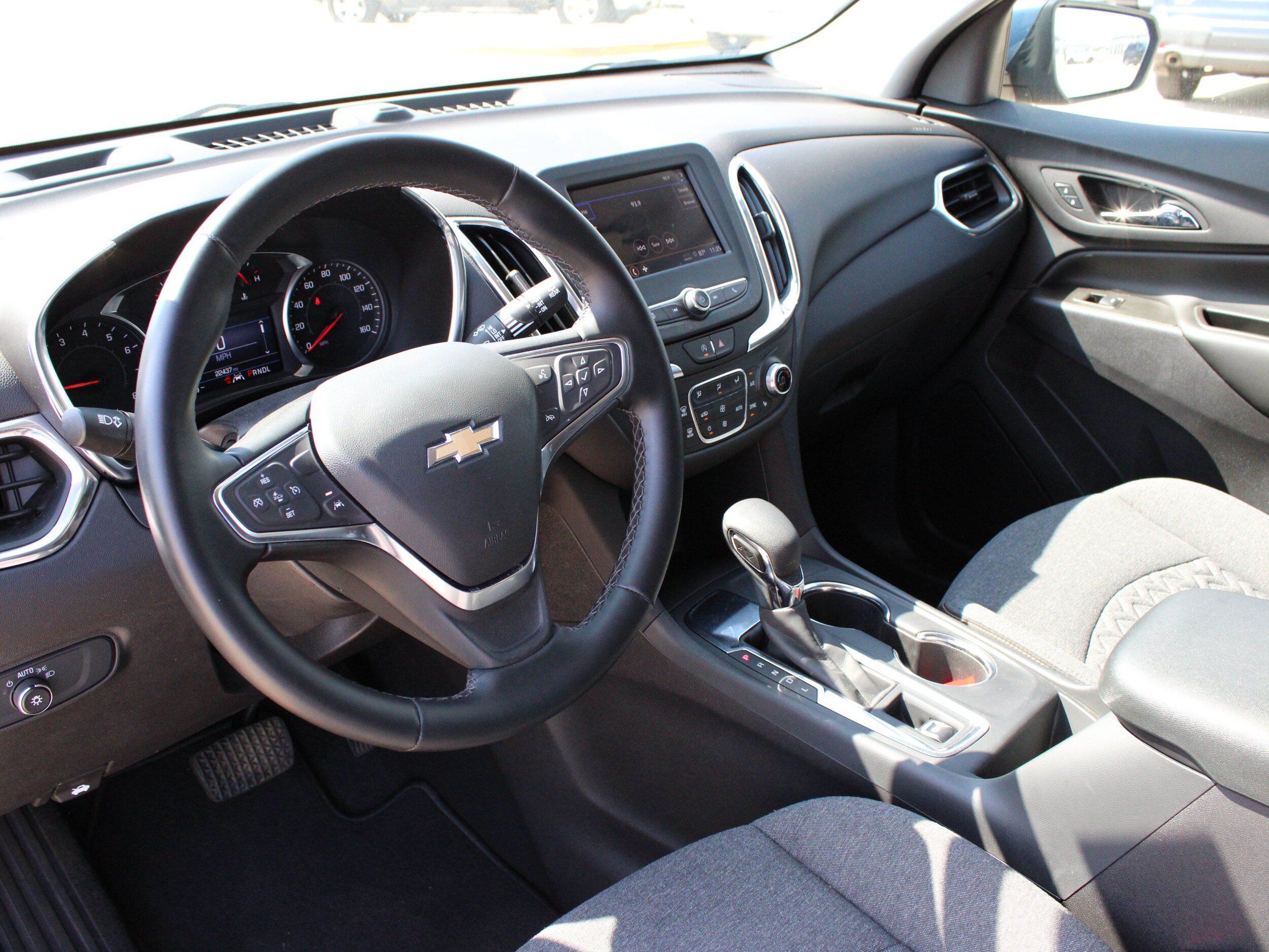 Used 2024 Chevrolet Equinox LT FWD image 8