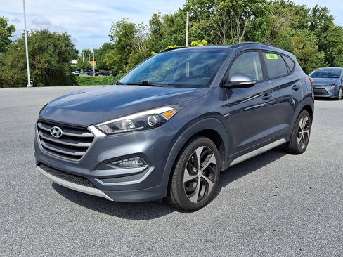 Used 2018 Hyundai Tucson Value AWD/4WD image 2