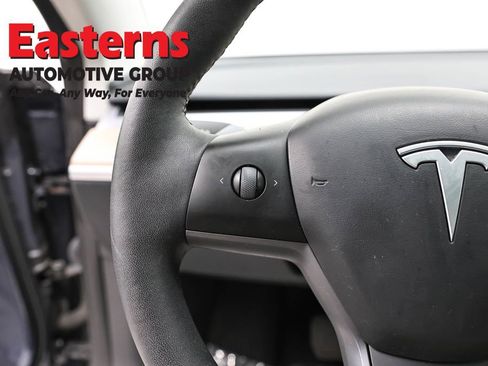 Used 2023 Tesla Model 3 Standard Range image 15