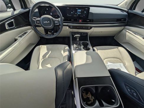 Used 2026 Kia Carnival SX w/ SX Dark Edition Package image 27