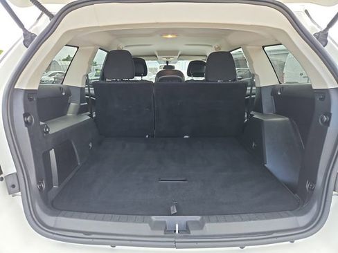 Used 2017 Dodge Journey SE FWD image 6